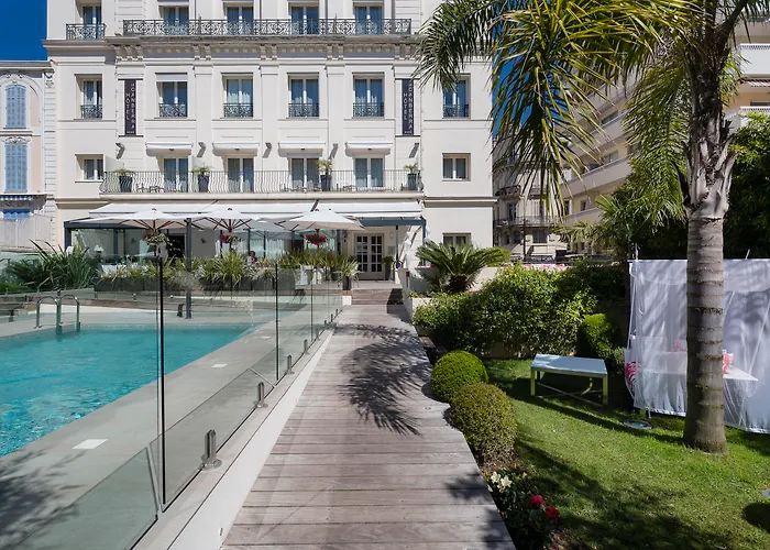 Hotel Le Canberra